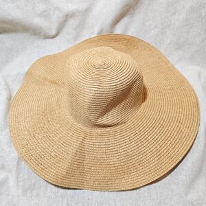 Old Navy Paper Straw Floppy Brim Beach Sun hat S/M